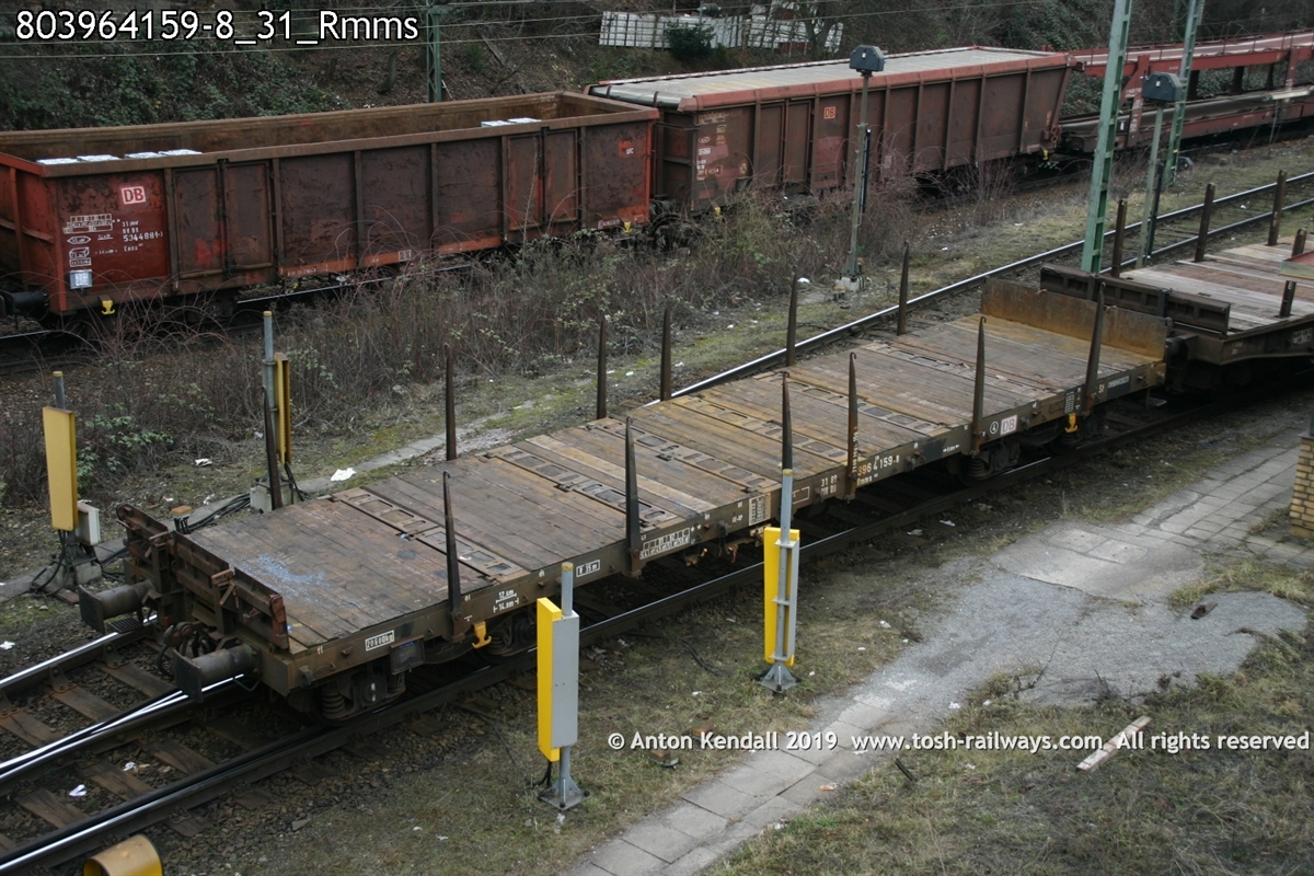 803964159-8_31_Rmms.jpg